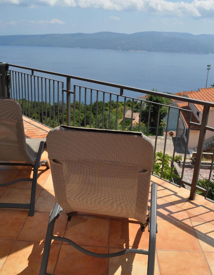 Poseidon Apartments Plomin Exterior foto