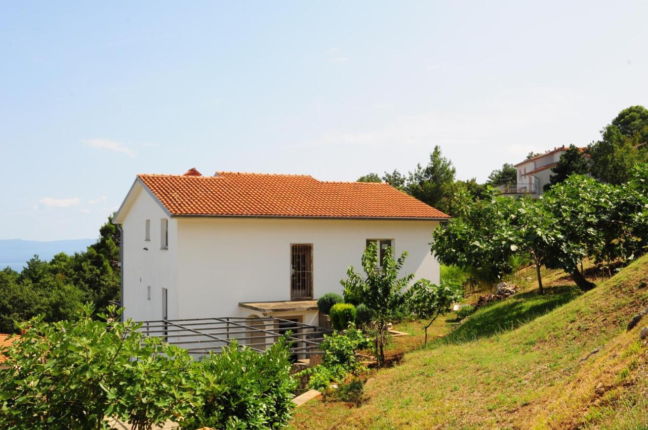Poseidon Apartments Plomin Exterior foto
